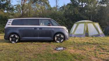 Volkswagen ID. Buzz LWB long-term - side of car with tent